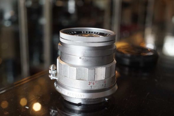 Leica Summiron Rigid 50mm F/2 for M-mount, small issue focusing