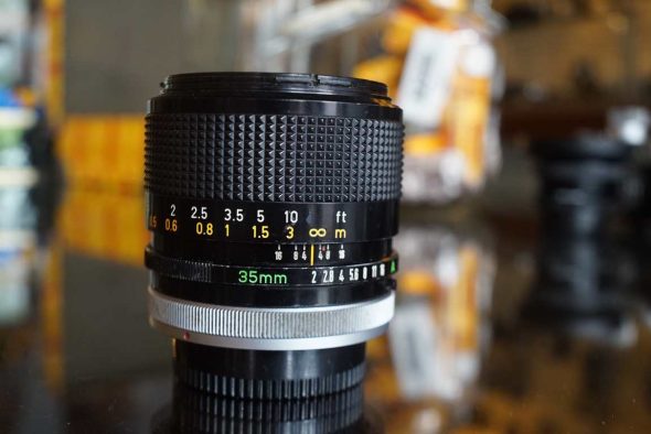 Canon lens FD 35mm f/2 SSC, Concave