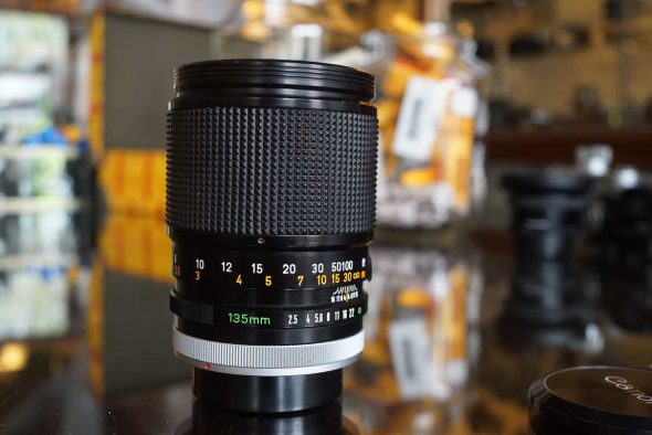 Canon lens FD 135mm f/2.5 early version