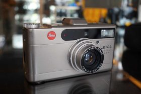 Leica Minilux Zoom in original case