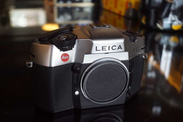 Leica R8 body, Chrome Boxed