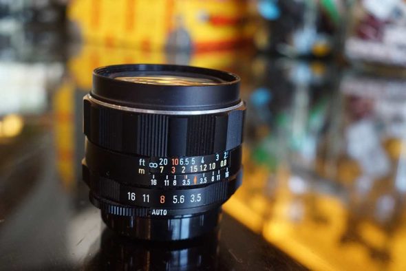 Pentax Super-Multi-Coated Takumar 28mm F/3.5 M42 lens with hood