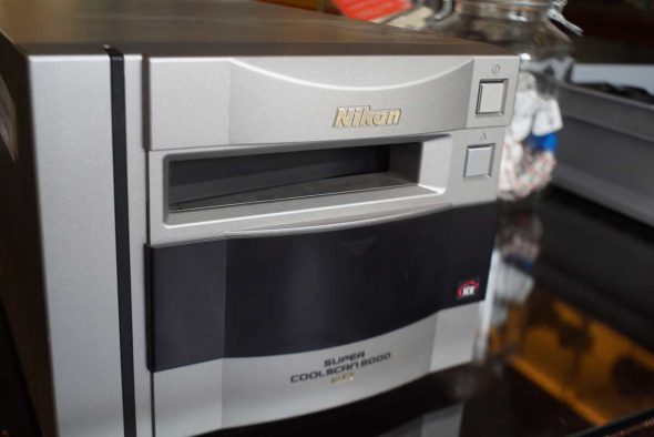 Nikon Super Coolscan 8000 ED (LS-8000) MF film scanner, READ