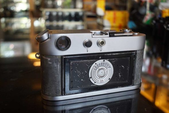 Leica M4 body chrome, no leatherette