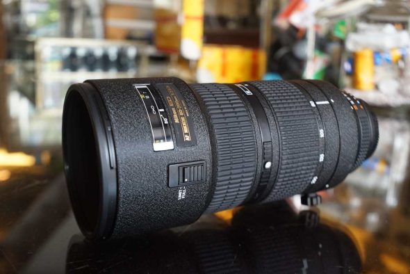 Nikon AF Nikkor 80-200mm F/2.8 D ED zoom lens, two touch version