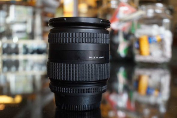 Nikon AF Nikkor 24-50mm F/3.3-4.5 D zoom lens