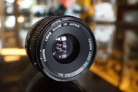 Canon lens FD 35mm 1:3.5 SC