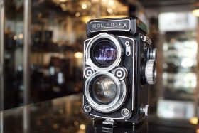 Rolleiflex 2.8C TLR camera with F/2.8 Planar taking lens