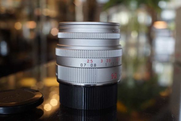 Leica 11816 Summicron-M 50mm f/2 V5 chrome, boxed