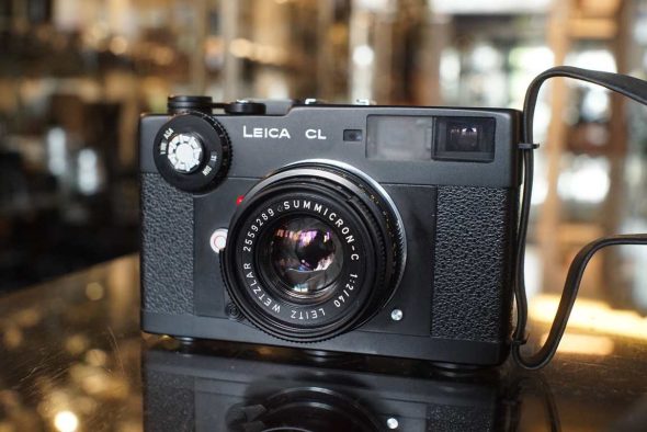 Leica CL body + Summicron-C 40mm f/2 lens kit