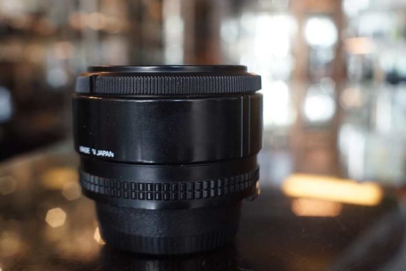 Nikon AF Nikkor 50mm f/1.4 lens