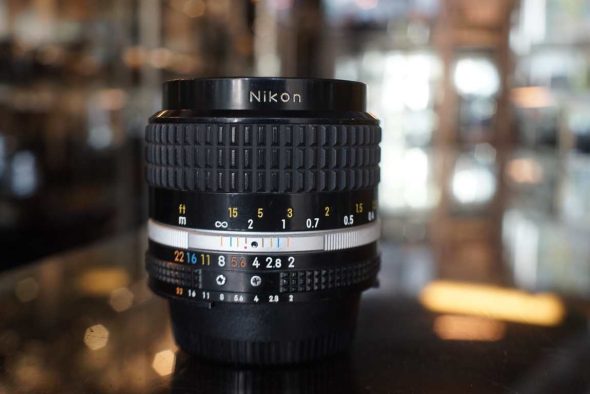 Nikon Nikkor 35mm F/2 AIS