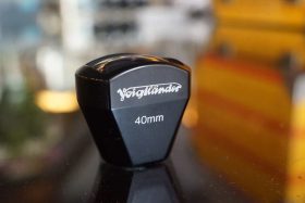 Voigtlander 40mm Bright Line viewfinder