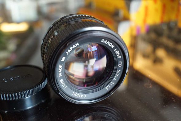 Canon nFD 50mm f/1.4 + BS-52 hood