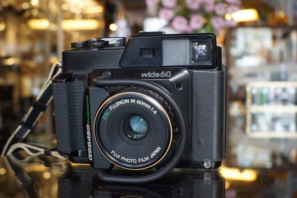 Fuji GS645S medium format fixed lens rangefinder