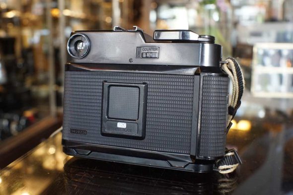 Fuji GS645S medium format fixed lens rangefinder