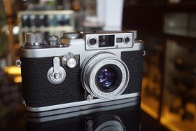 Leica IIIG rangefinder with 50m F/2.8 Elmar lens