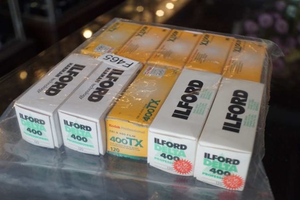 Lot of 10x expired Kodak/Ilford films in 120 format