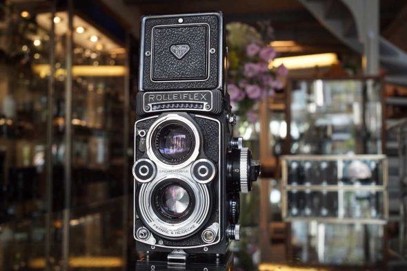 Rolleiflex 3.5F with 75mm F/3.5 Xenotar lenses, recent CLA