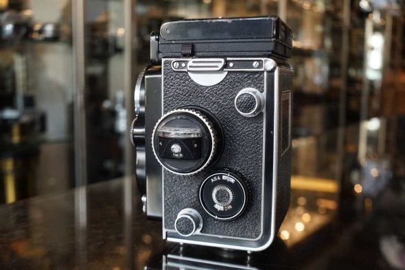 Rolleiflex 3.5F with 75mm F/3.5 Xenotar lenses, recent CLA