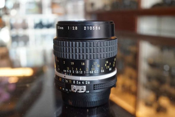 Nikon Micro-NIkkor 55mm F/2.8 AIS lens