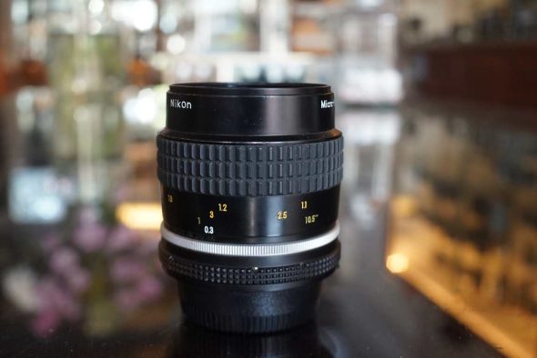 Nikon Micro-NIkkor 55mm F/2.8 AIS lens