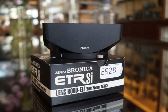 Bronica ETRSI lens Hood EII, for 75mm lens, Boxed