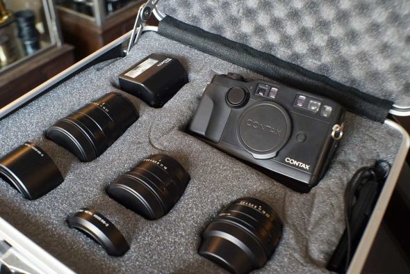 Contax G2 Millenium kit black, in suitcase