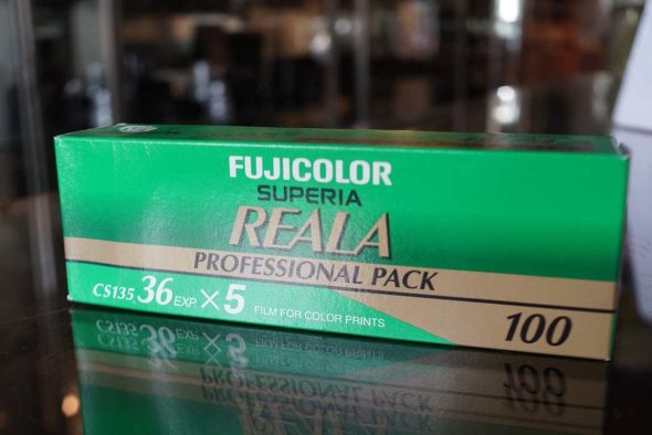 FujiFilm Reala 100 135-36 (5-pack), expired 2007