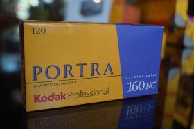 Kodak Portra 160NC / 120 (5-pack), expired 2011-9