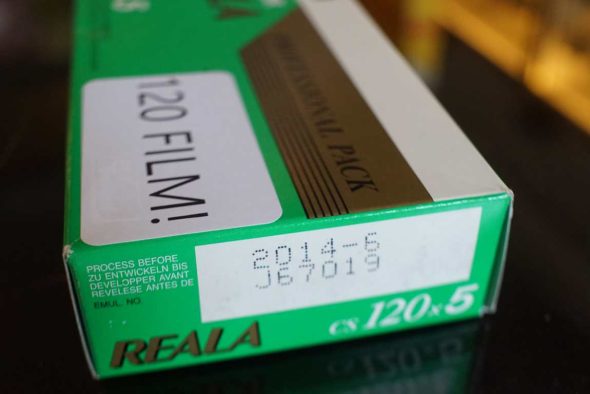 FujiFilm Reala 100 / 120 (5-pack), expired 2014