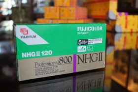 FujiColor NHG II 800 / 120 (5-pack), expired 2001