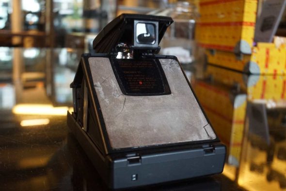 Polaroid SX-70 Alpha black/brown with Flash in leather case