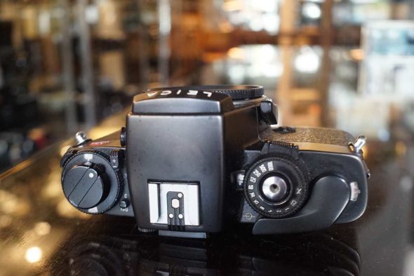 Leica R6 body black, issues, for repair/parts, OUTLET