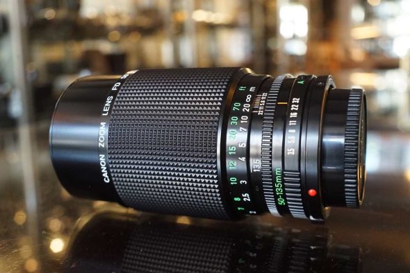 Canon nFD 50-135mm f/3.5 zoom lens