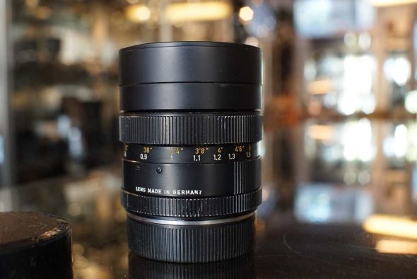 Leica Elmarit-R 90mm F/2.8 lens, 3-cam, worn