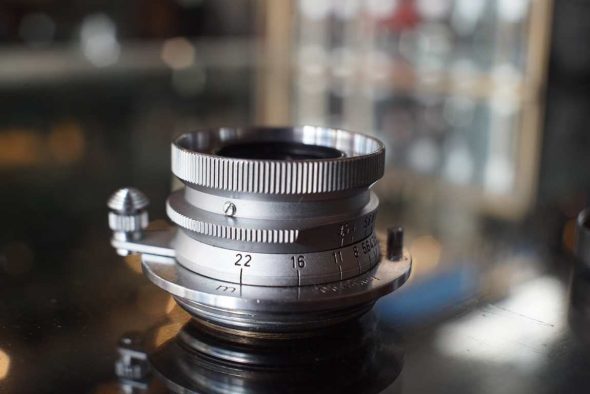 Leica Leitz Summaron 35mm F/3.5 LTM lens chrome