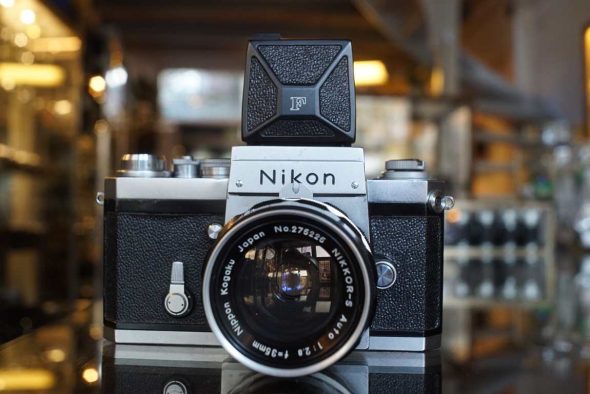 Nikon F chrome ”Nippon Kogaku” + WLF + Nikkor-S 35mm F/2.8 lens