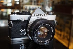 Olympus OM-2 kit w/ 50mm f/1.8