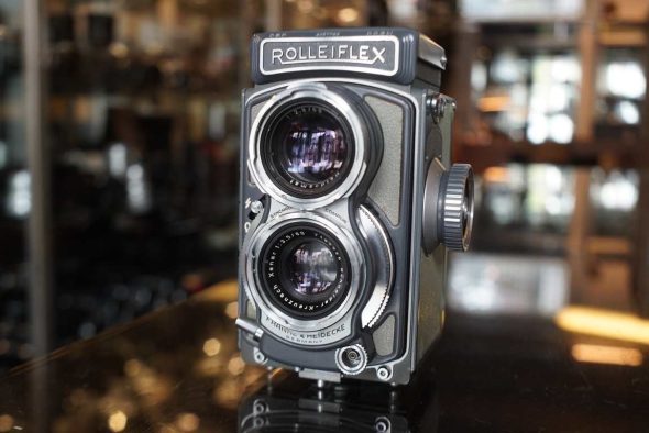 Rollei Baby Grey in leather case