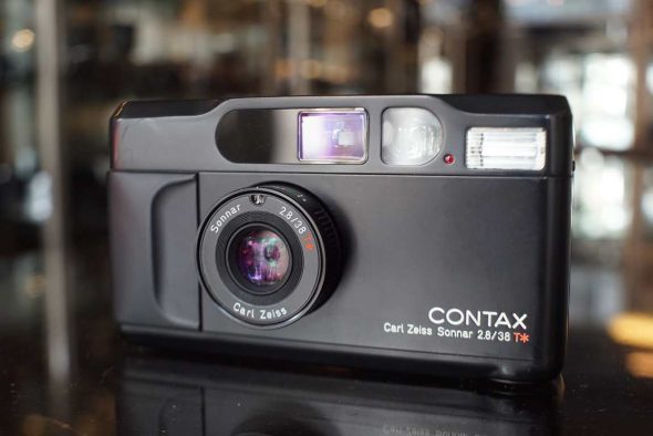 Contax T2 black paint point&shoot, boxed