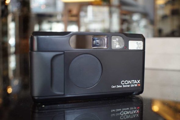 Contax T2 black paint point&shoot, boxed