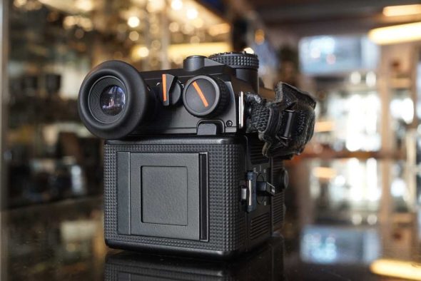 Rolleiflex 3003 with boxed charger OUTLET