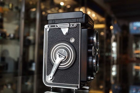 Rolleiflex MX EVS TLR camera w/ Tessar lens