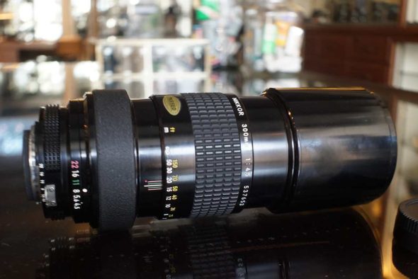 Nikon Nikkor 300mm F/4 AI lens