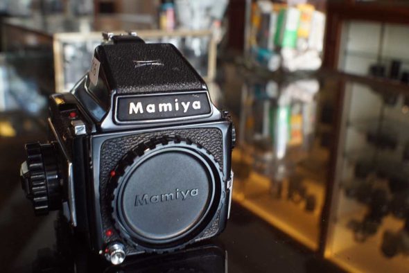 Mamiya M645 body with prism viewfinder, power issue, OUTLET