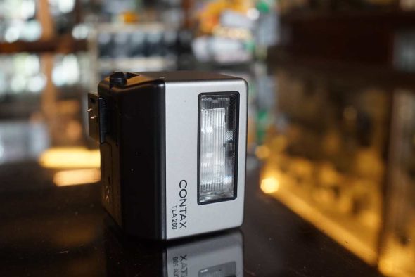 Contax TLA-200 on camera flash