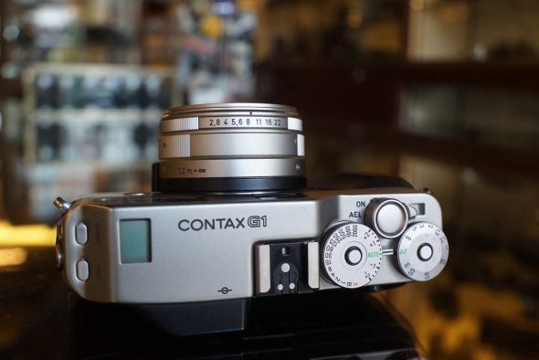 Contax G1 + 28mm F/2.8 Carl Zeiss Biogon lens