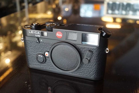 Leica M6 body black, 0.72 finder, with full CLA