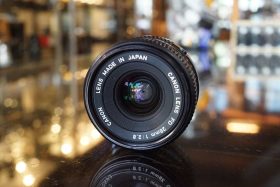 Canon FD 28mm f/2.8 newFD wide angle lens